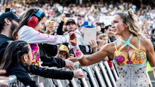 Скончалась Скарлетт Гильен, восьмилетняя поклонница WWE, вдохновившая Шарлотту Флэр