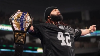 Почему Джейкоб Фату и The Usos носят в WWE номер 42?