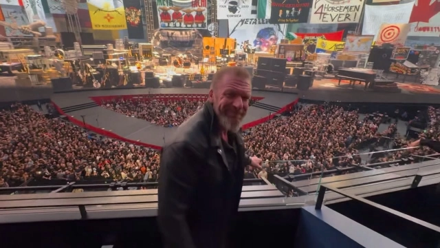 Трипл Эйч устроил небольшое шоу перед концертом Metallica в Лас-Вегасе