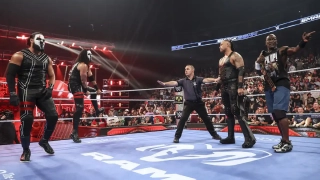 За кулисами WWE нарастает недовольство состоянием командного дивизиона на SmackDown.